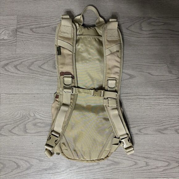 CamelBak Ambush 100oz 3L Mil Spec Hydration Carrier Pack DCU Desert Camo Cordura - Picture 5 of 6